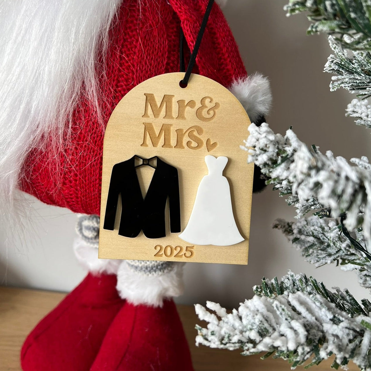 Mr & Mrs Wedding Ornament