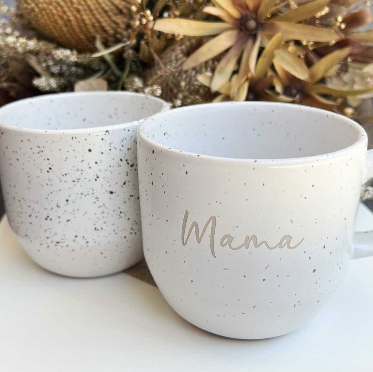Comparison of ceramic mugs with light and heavy speckle finish