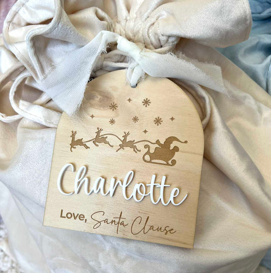 Christmas Gift Tag Arch