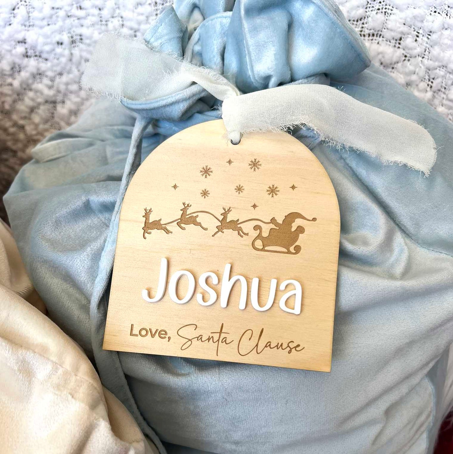 Christmas Gift Tag Arch