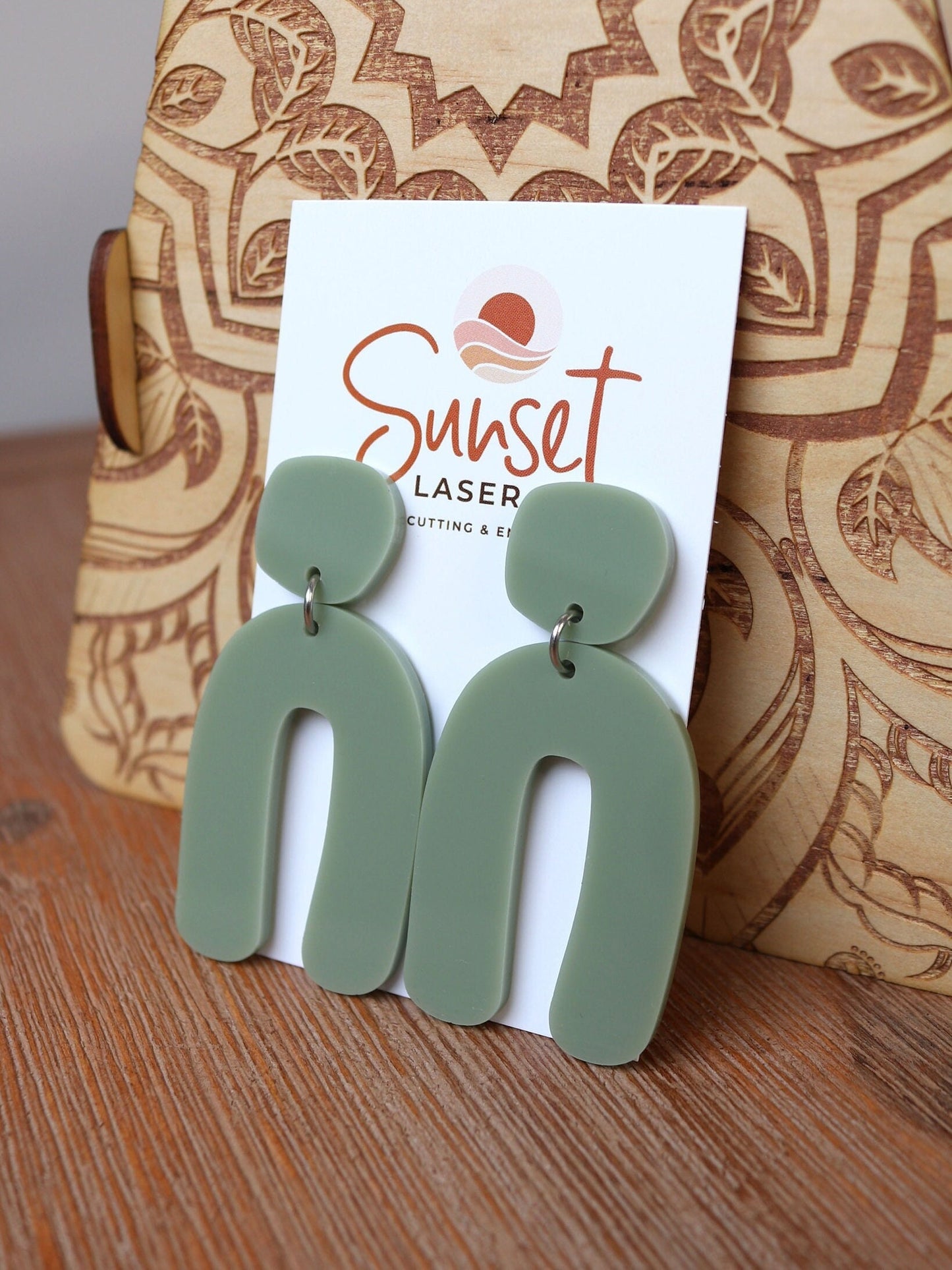 Acrylic Arch Earrings - Olive