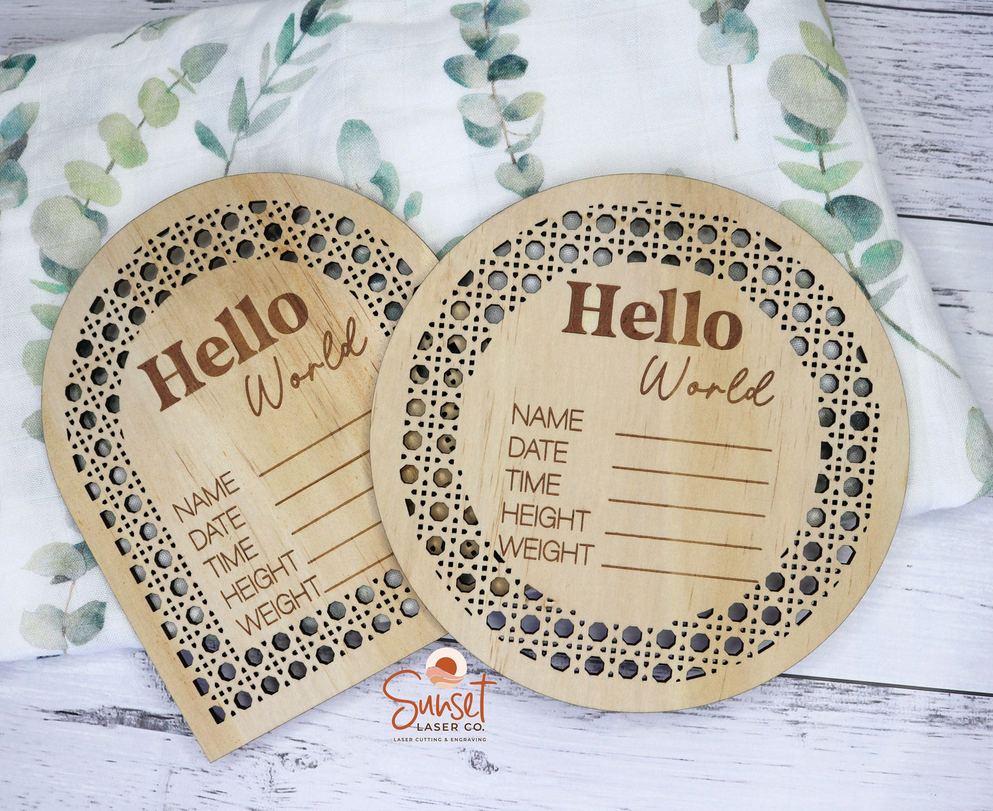 Rattan Baby Announcement Plaque - Round